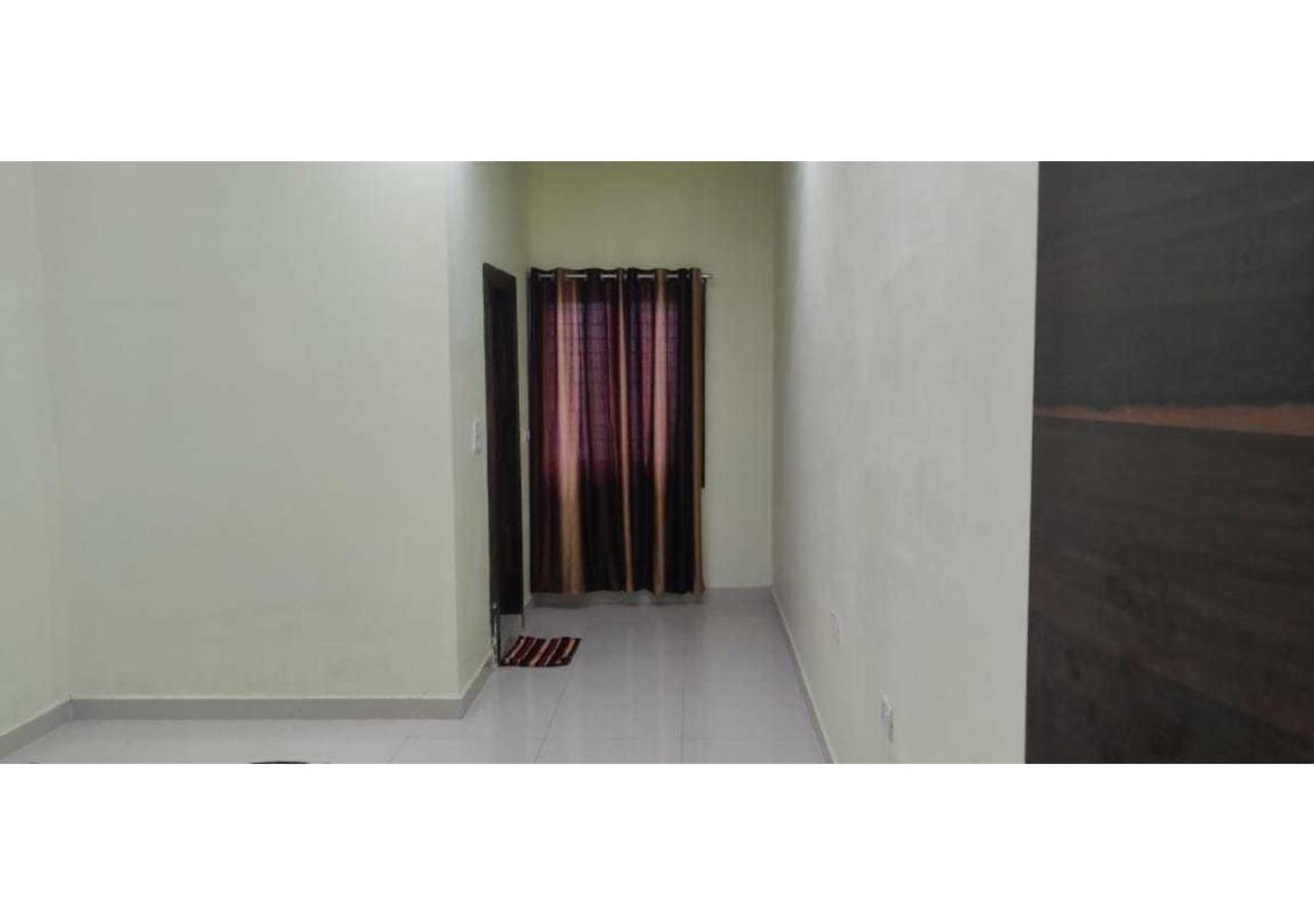 Hotel Parag Palace จาบัลปูร์ ภายนอก รูปภาพ